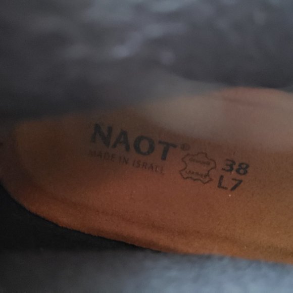 NWOT Naot Modern Leather Ankle Boots Caviar and Onyx EU 38 - Picture 5 of 6